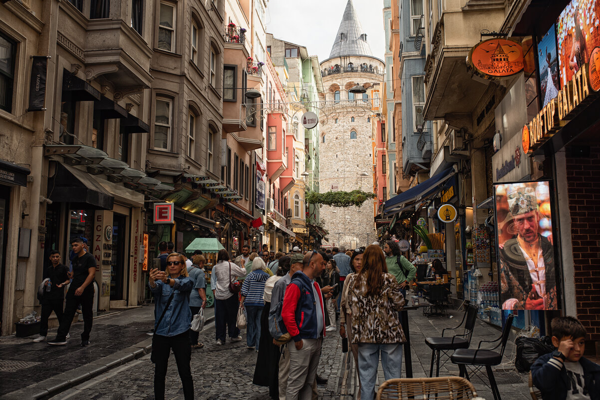 Galata kulesi - Лилия .