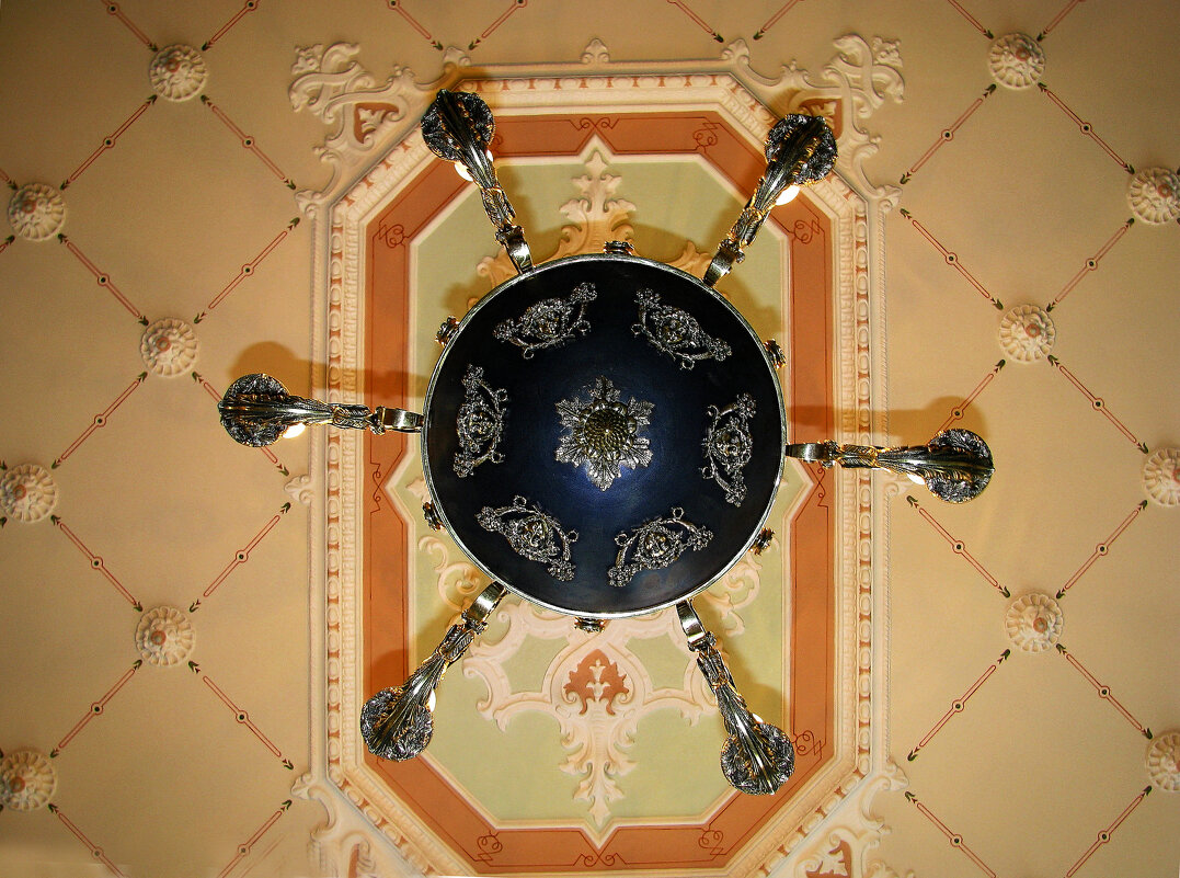 Люстра. Шереметьевский дворец. Питер - Наталья 