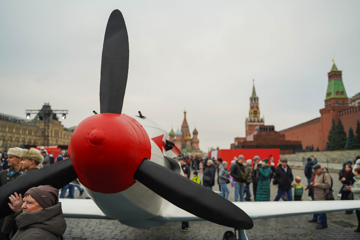 ОРУЖИЕ_ПОБЕДЫ_13 - Сергей Янович Микк