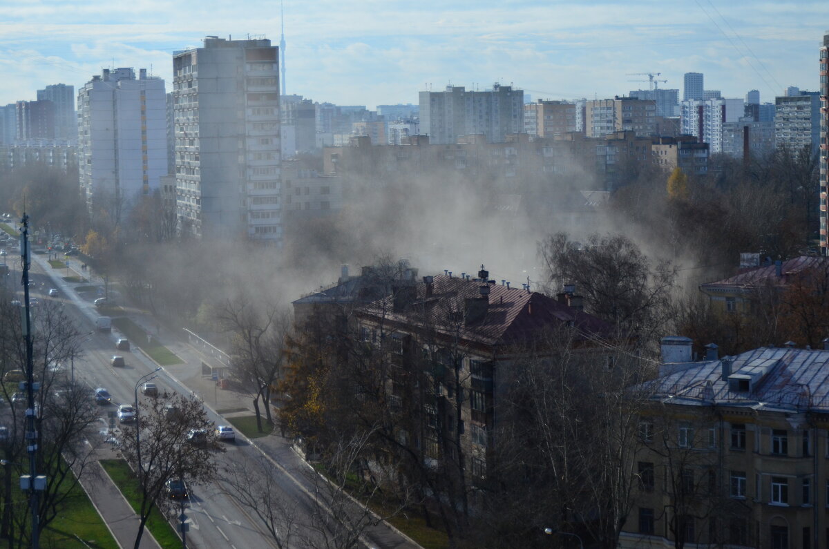 Снос дома средь бела дня. - Наталья Вязигина