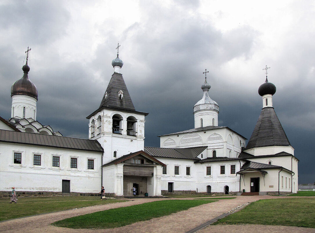В Ферапонтовом монастыре - Александр Ильчевский В Ферапонтовом монастыре - Александр Ильчевский