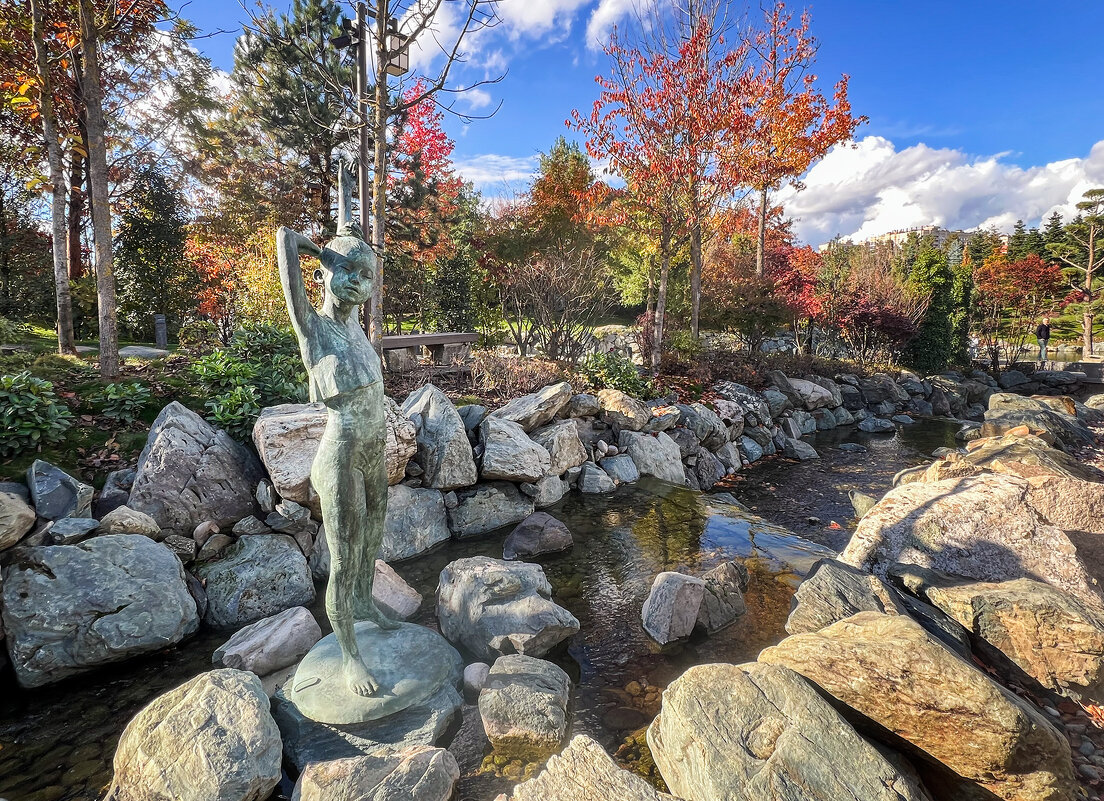 Краснодар. Парк Галицкого. Скульптура "Утро" в Японском саду - Galina 