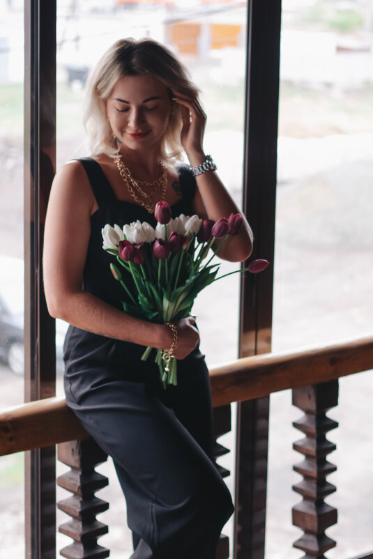 Цветочки от любимого - Валерия .