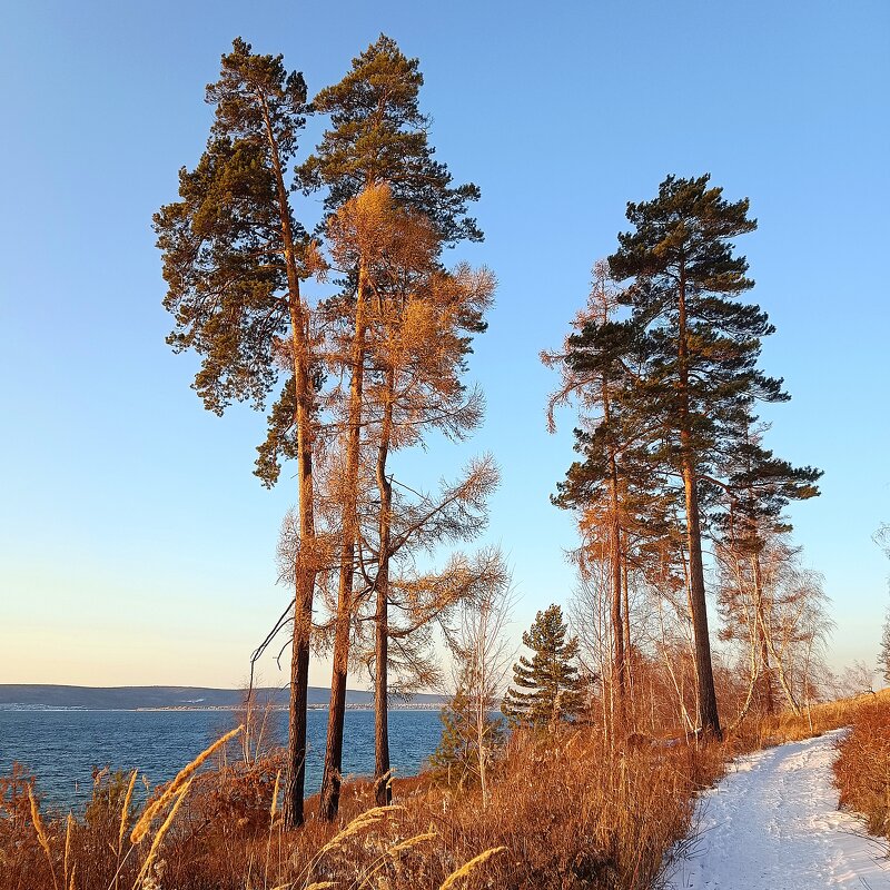 По берегу... - Ирина *