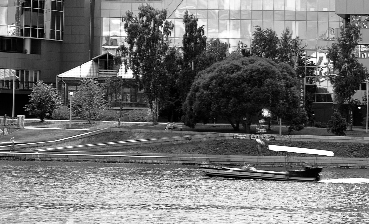 *** - Сергей Сергеев