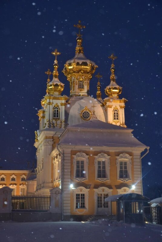 Петергоф. Дворцовая церковь Святых апостолов Петра и Павла - Надежда 