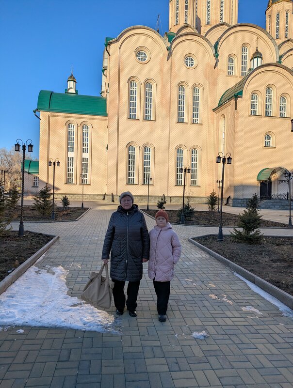 А жизнь продолжается. - Андрей Хлопонин