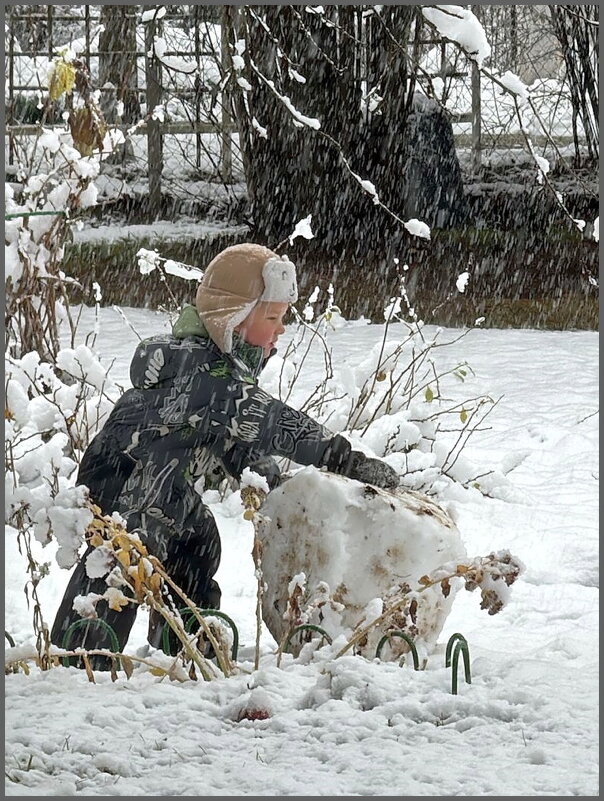 А снег идет... - Ольга Довженко А снег идет... - Ольга Довженко