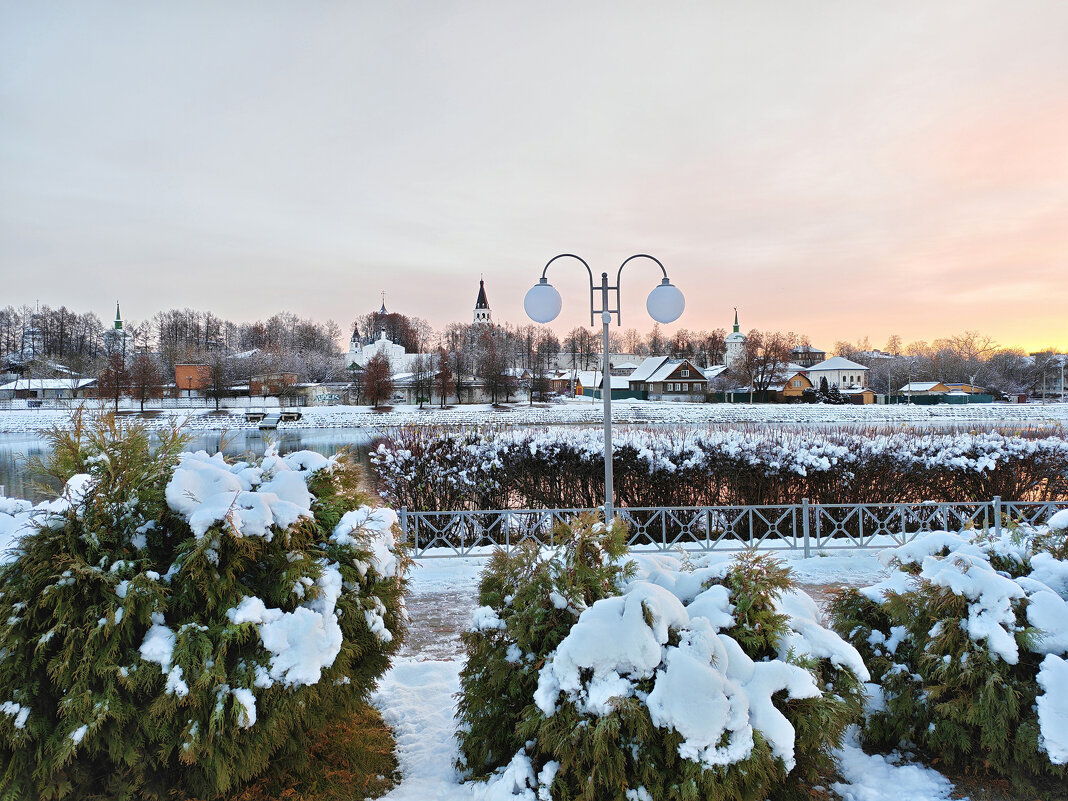 Набережная / Город Александров - Денис Бочкарёв Набережная / Город Александров - Денис Бочкарёв