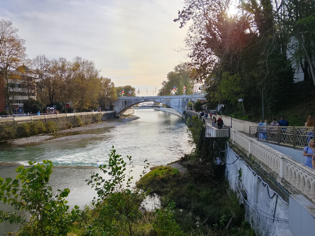 Река Сочи - Tata Wolf