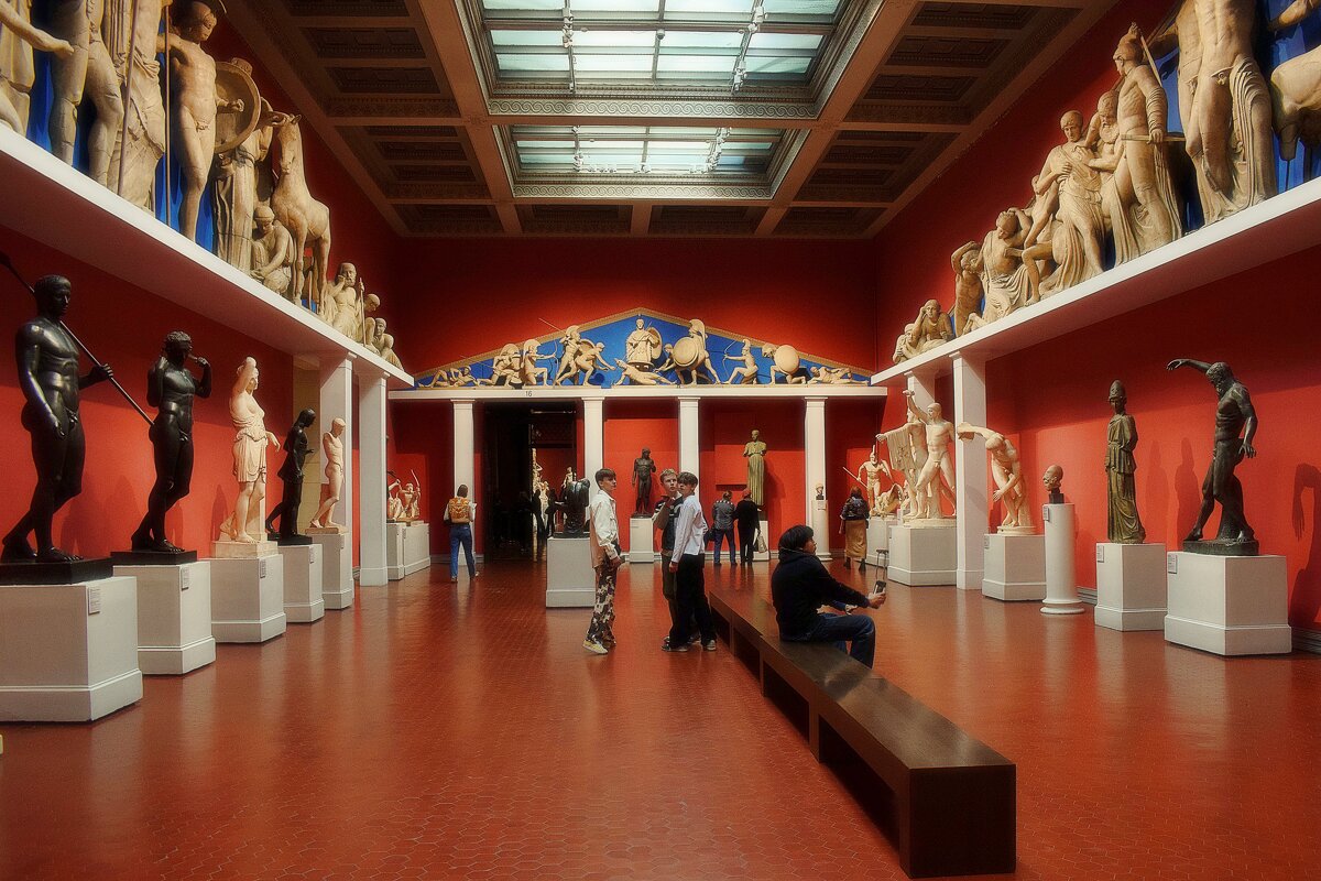 Греческое искусство поздней классики и эллинизма. - Татьяна Помогалова