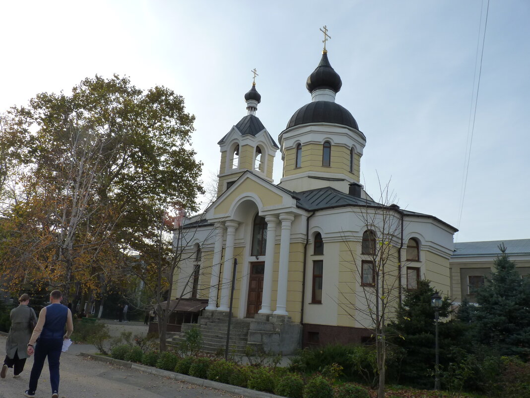 Храм  святителя  Луки  Крымского - Валентин Семчишин