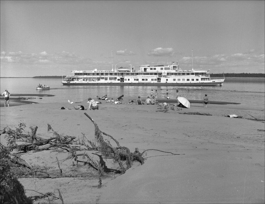 БЕЛЫЙ - Александр Кустов