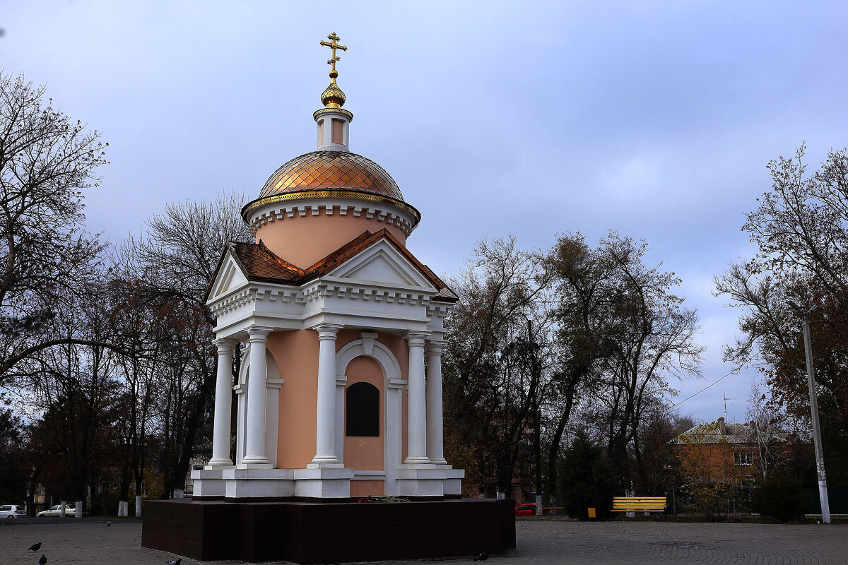 На площади - Юрий Гайворонскiий