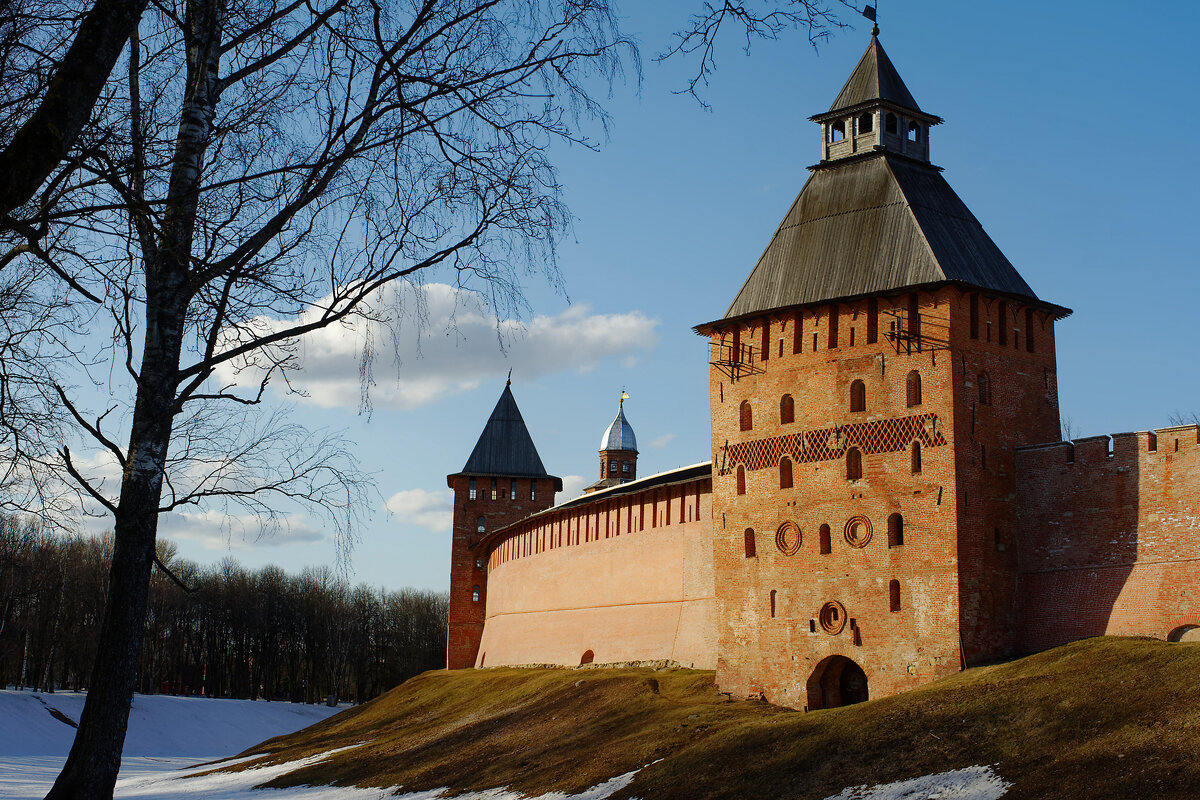 Старая крепость - Вячеслав Алтай