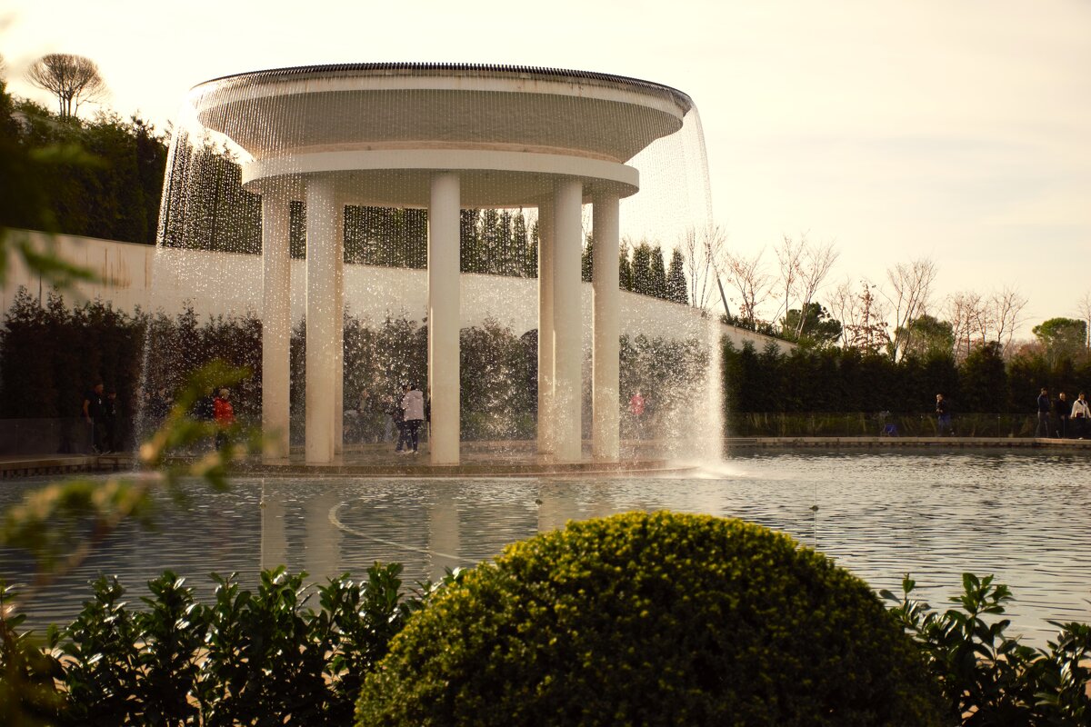 Чаша Гроаля. - Юрий Полторыхин. Чаша Гроаля. - Юрий Полторыхин.