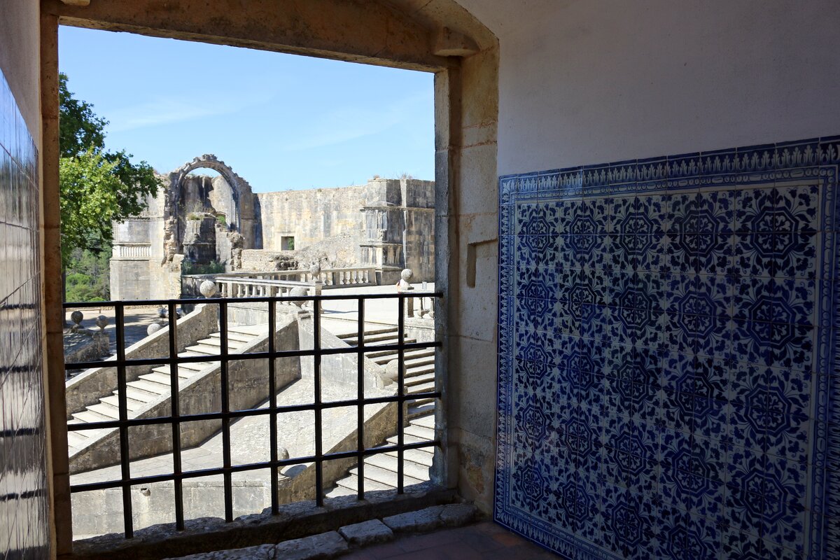 В монастыре тамплиеров - Ольга 