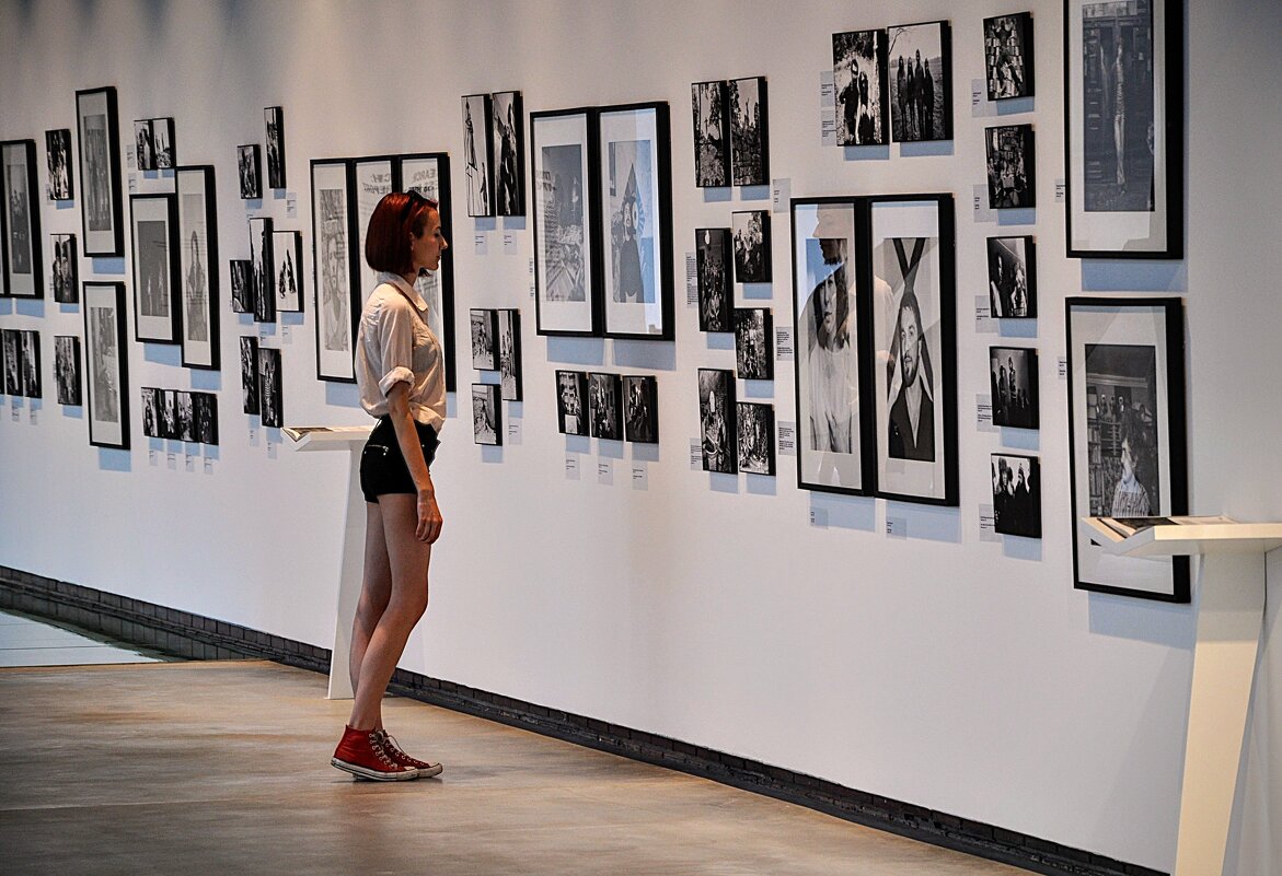 Серия «Любишь меня, люби свой зонтик»... - Анатолий Колосов