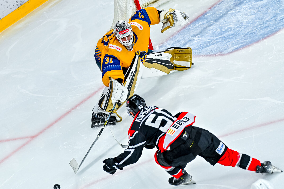 На выходе... - Михаил Петрик