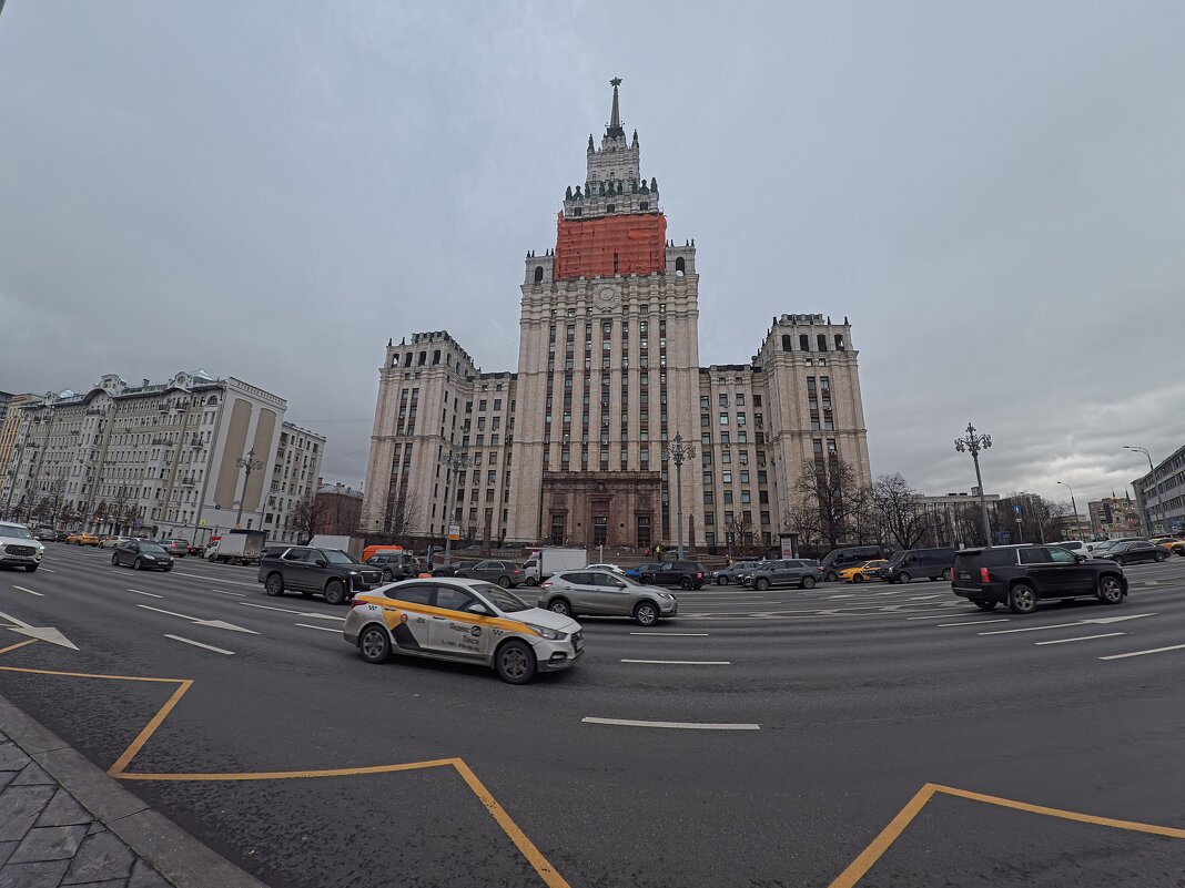 На Садовом. - Лютый Дровосек