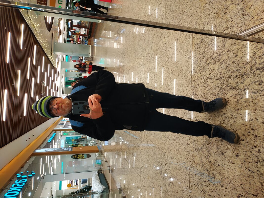 Всем привет! - Андрей Лукьянов Всем привет! - Андрей Лукьянов