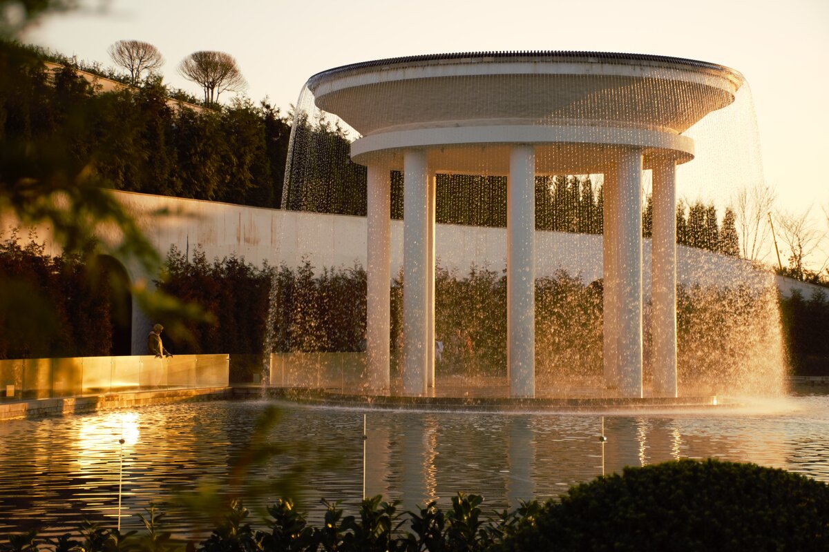 Ратонда. - Юрий Полторыхин.