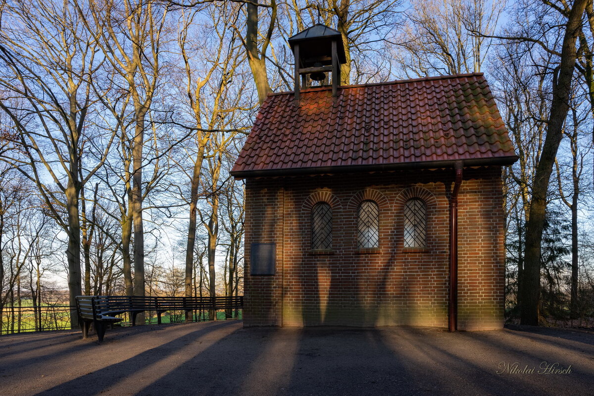 Капелла на холме... - Николай Гирш