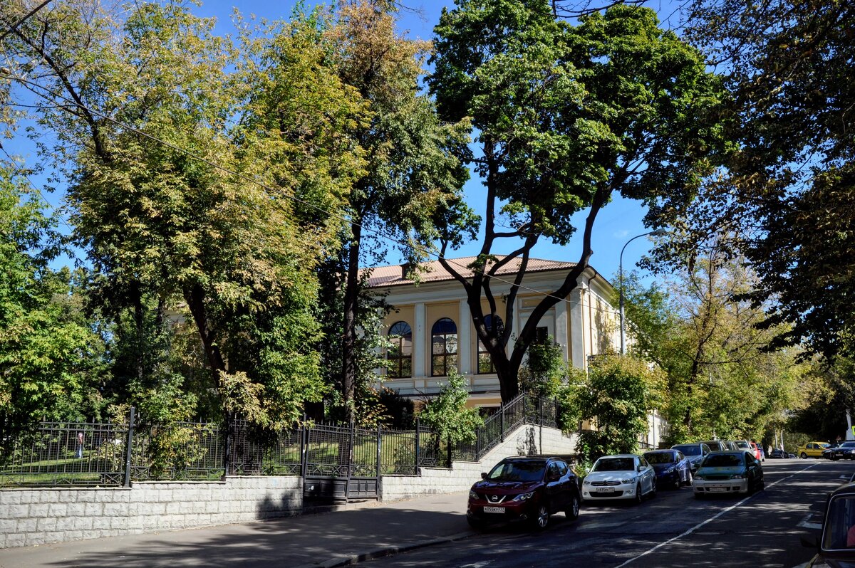 Городской пейзаж ...Журавлёвский переулок - Анатолий Колосов Городской пейзаж ...Журавлёвский переулок - Анатолий Колосов