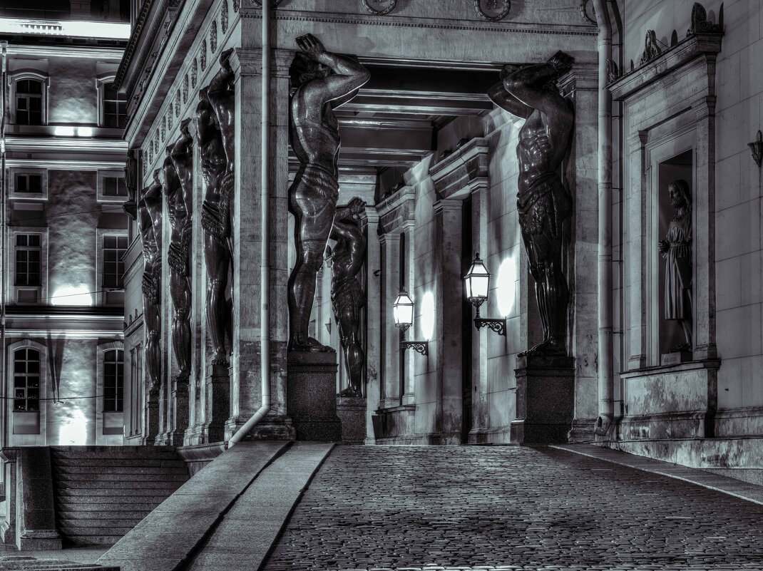 И снова Атланты - Константин Бобинский И снова Атланты - Константин Бобинский