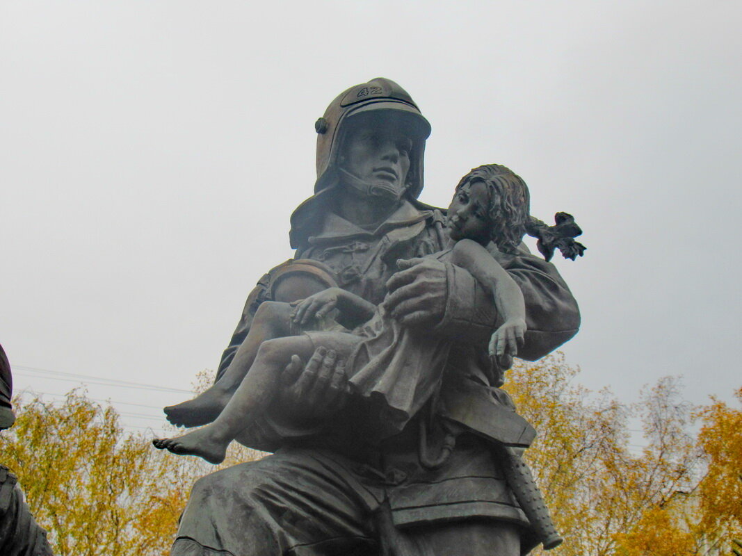 Спасатель - Александр Чеботарь Спасатель - Александр Чеботарь