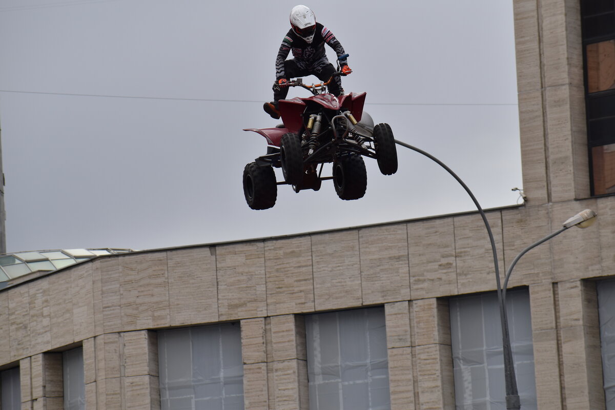 Полёт - Валерий Пославский Полёт - Валерий Пославский