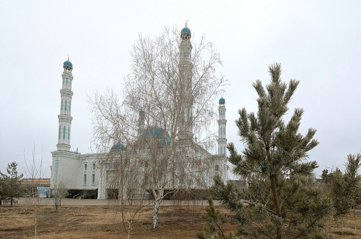 Город в декабре - Андрей Хлопонин Город в декабре - Андрей Хлопонин