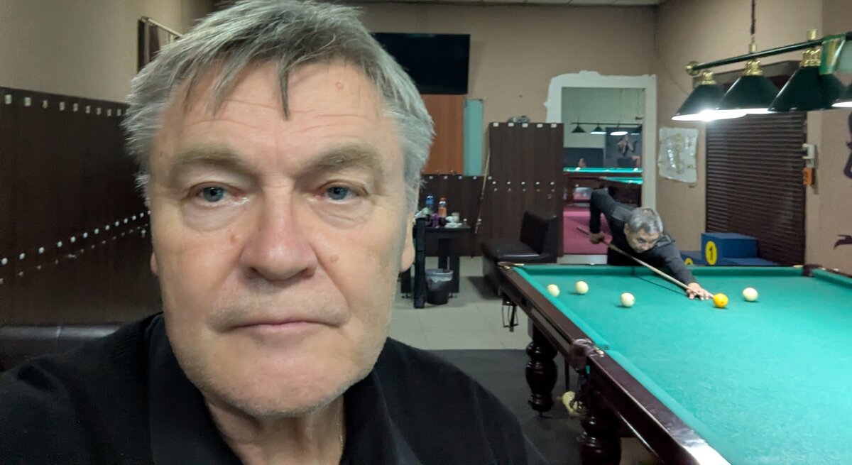 Играем... - Андрей Хлопонин Играем... - Андрей Хлопонин