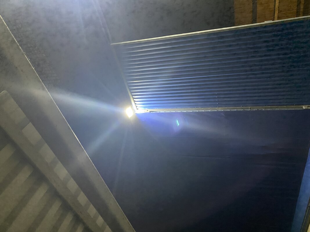 Прожектор - М С