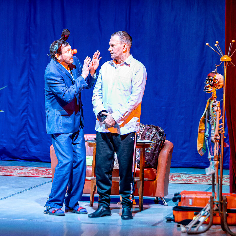 Михаил Дорожкин и Александр Наумов - Юрий Глушков