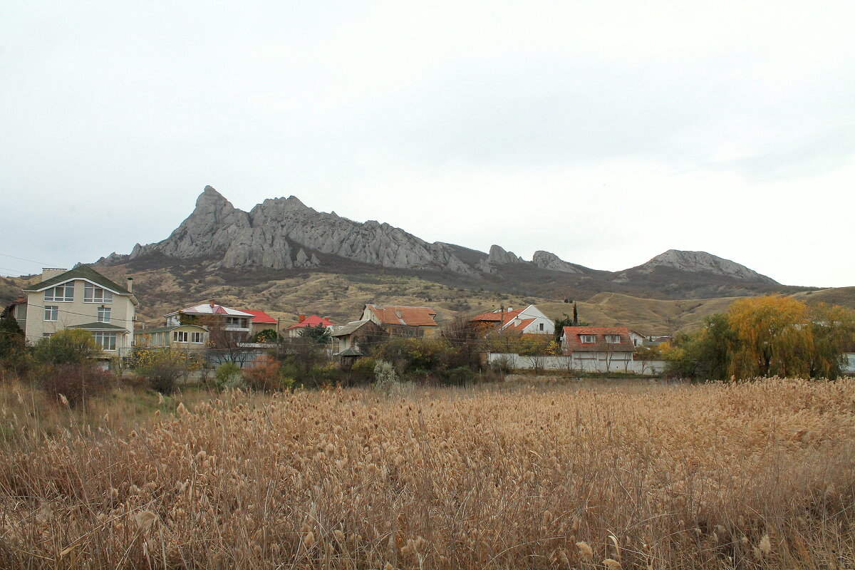 Вид на хребет Сюрю-Кая - Ирина 