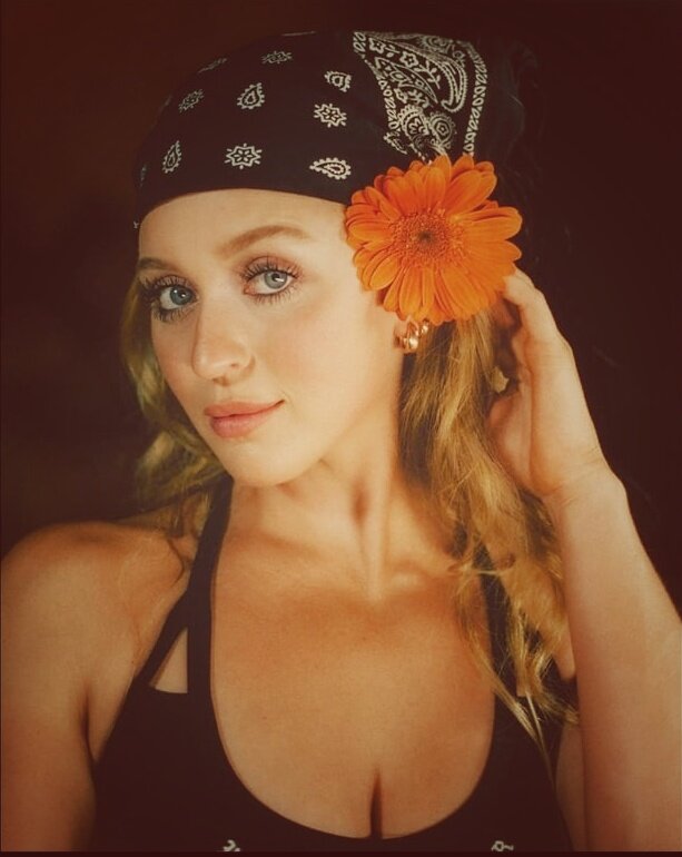 *** - Александр Змеев