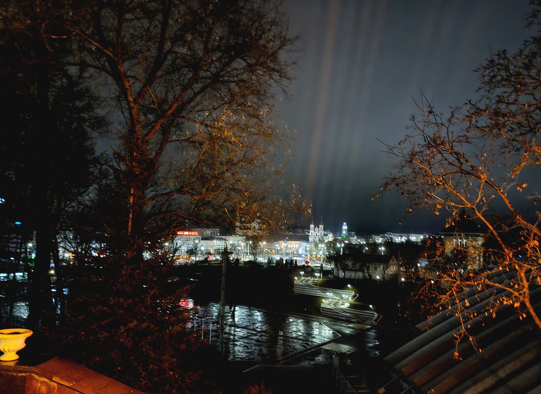 ...и белый город где-то там вдали... - Vladimir Semenchukov ...и белый город где-то там вдали... - Vladimir Semenchukov