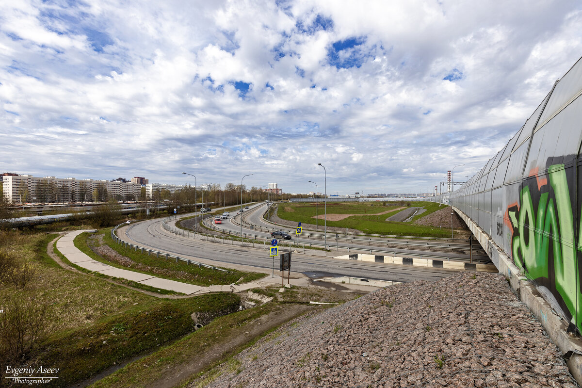 Когда-то здесь были поля... - Евгений 