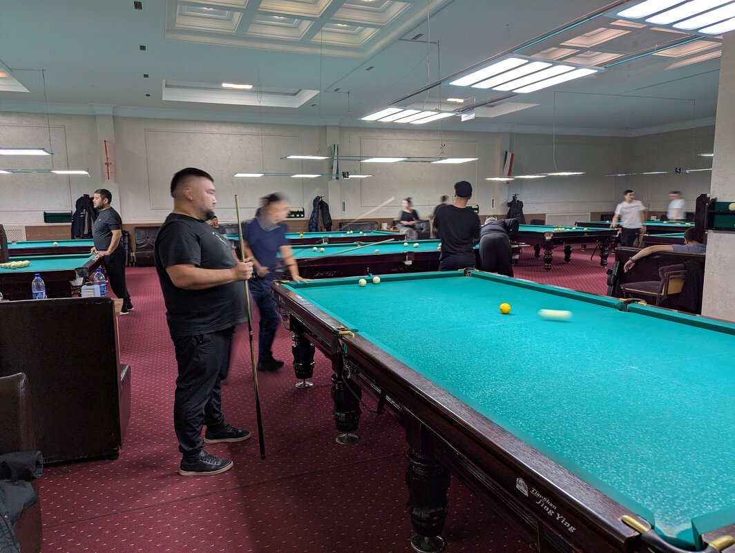 Играем - Андрей Хлопонин Играем - Андрей Хлопонин