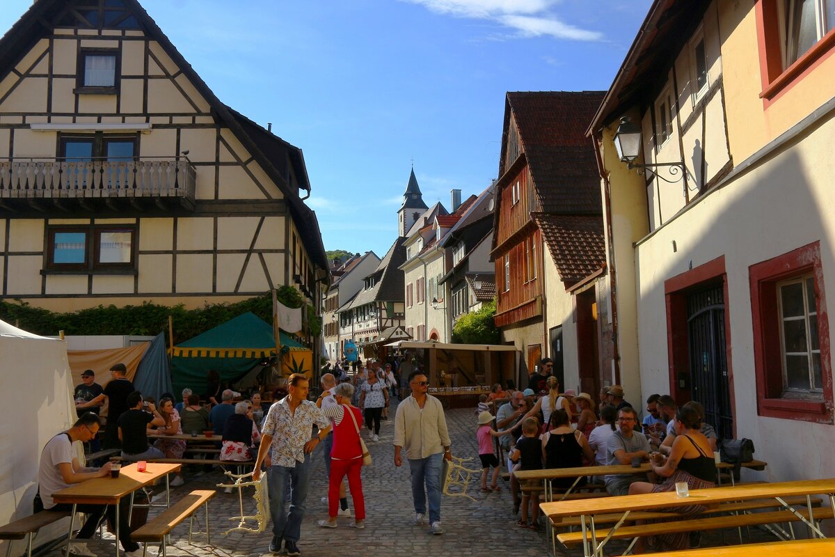 Из жизни городка - Юрий. Шмаков Из жизни городка - Юрий. Шмаков