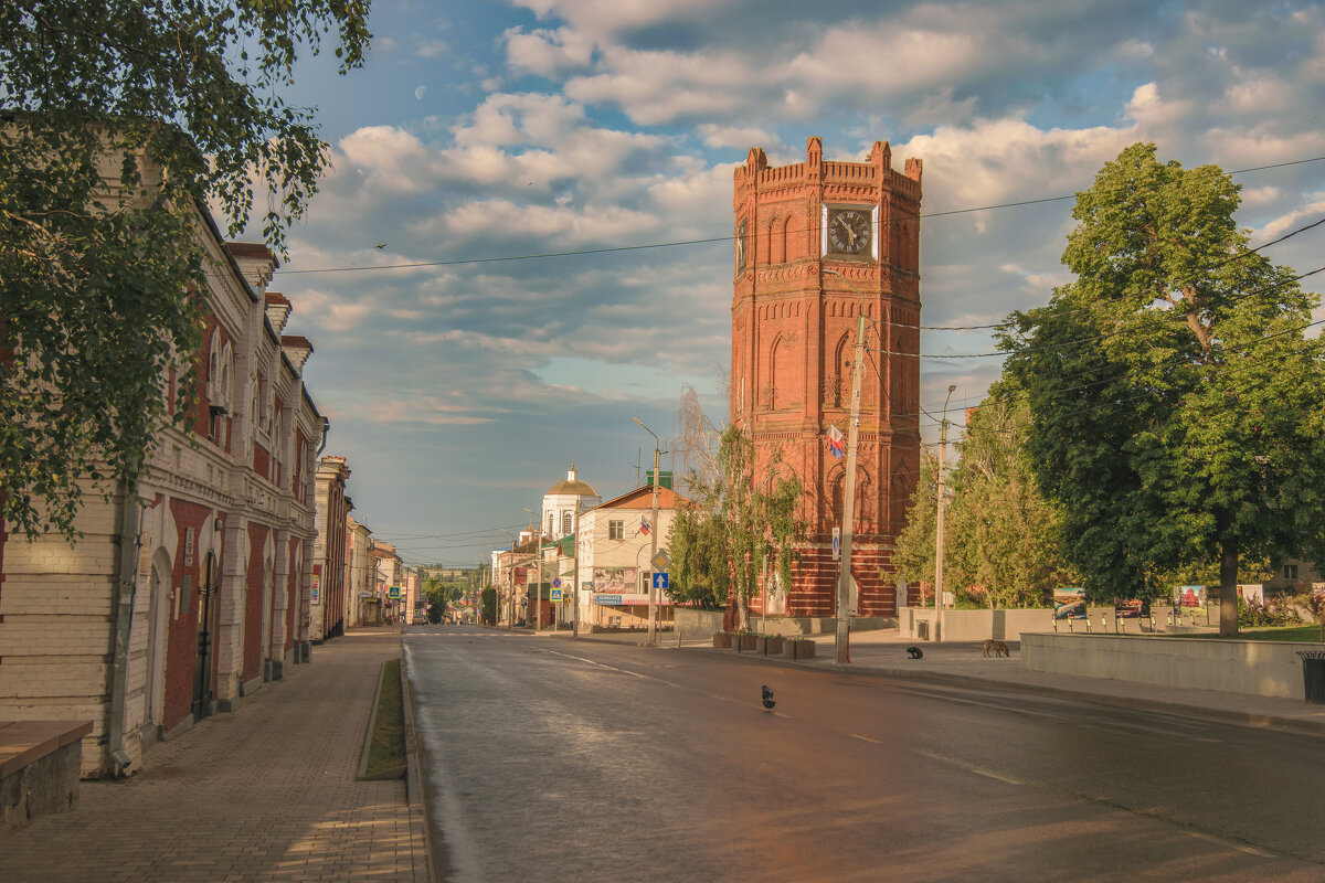По тихим улицам гуляло лето. - Николай По тихим улицам гуляло лето. - Николай