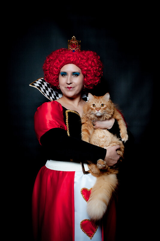 Королева и ее королевский кот Филимон - Екатерина Пенежина Королева и ее королевский кот Филимон - Екатерина Пенежина