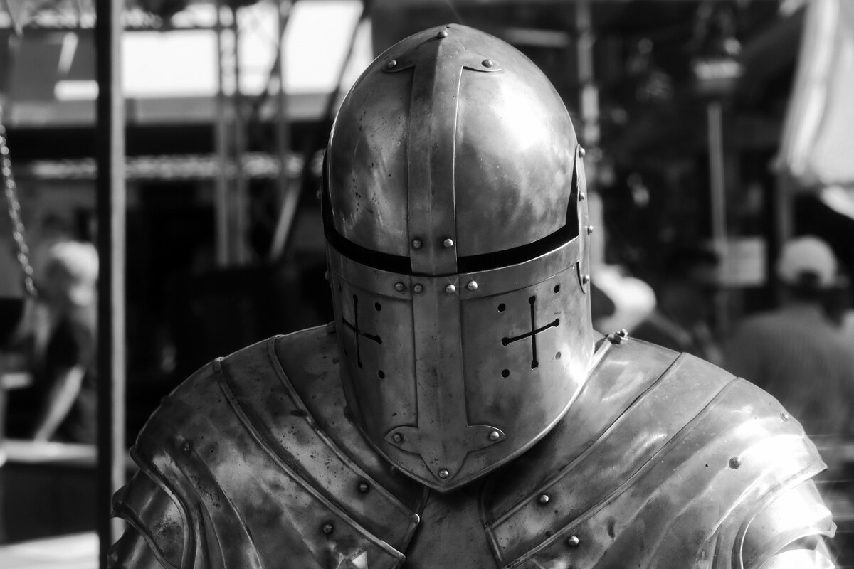 Крестоносец - Юрий. Шмаков