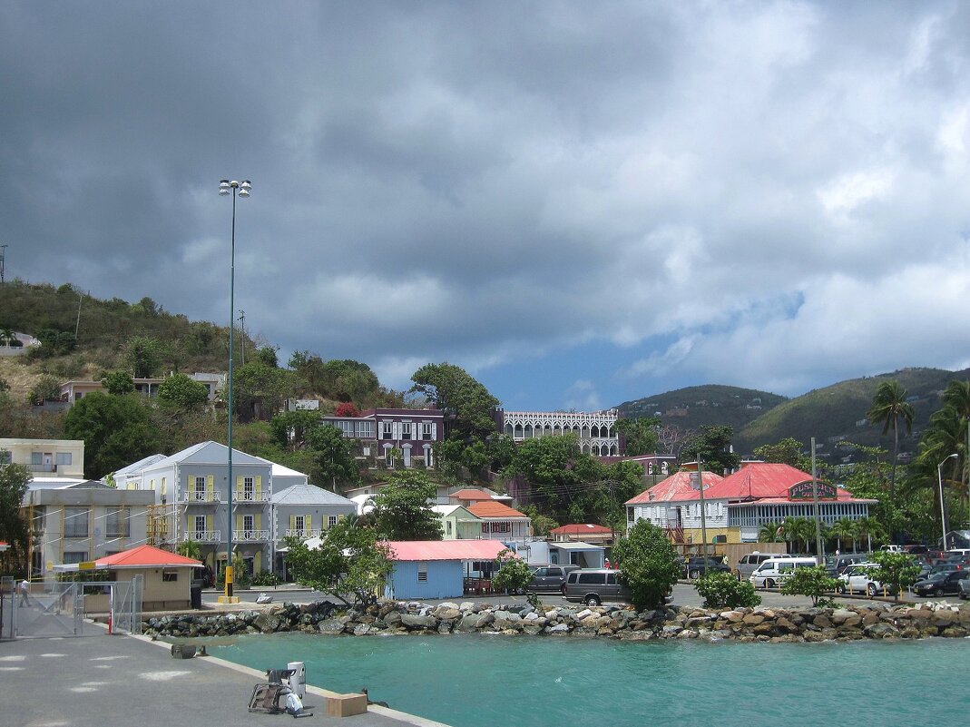 Славный город Род-Таун, Британские Виргинские острова. - unix (Илья Утропов) Славный город Род-Таун, Британские Виргинские острова. - unix (Илья Утропов)