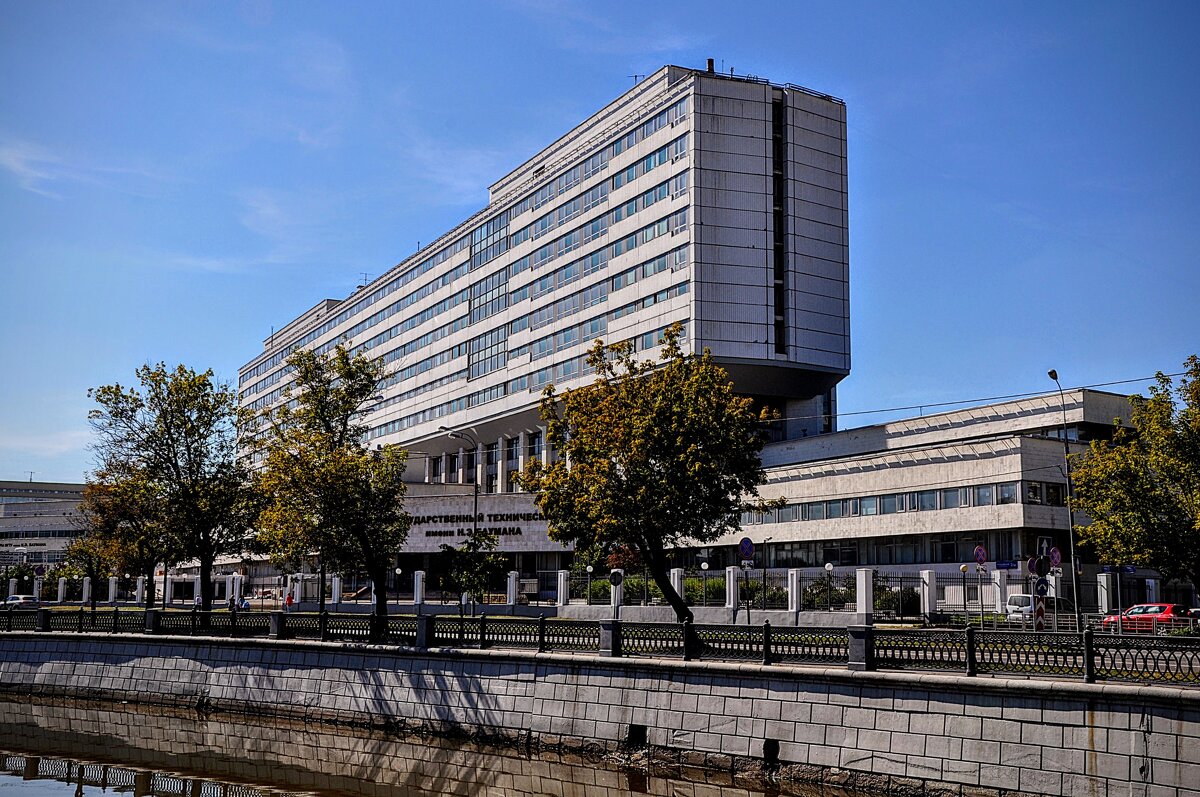 Новый корпус МГТУ им.Н.Э. Баумана - Анатолий Колосов