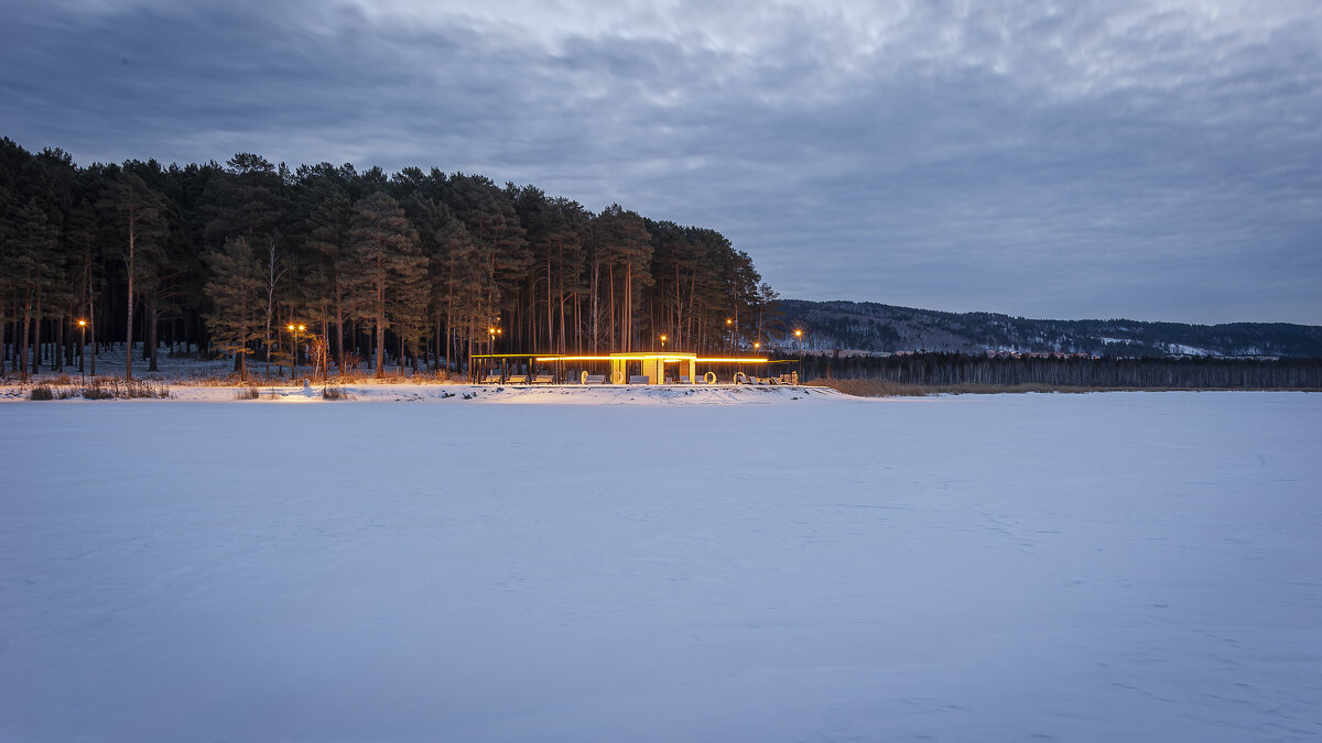 Каждое утро — это чистый лист, на котором ты можешь написать свою историю. - Вадим Басов Каждое утро — это чистый лист, на котором ты можешь написать свою историю. - Вадим Басов