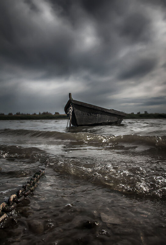 У каждого свои цепи - Ирина У каждого свои цепи - Ирина