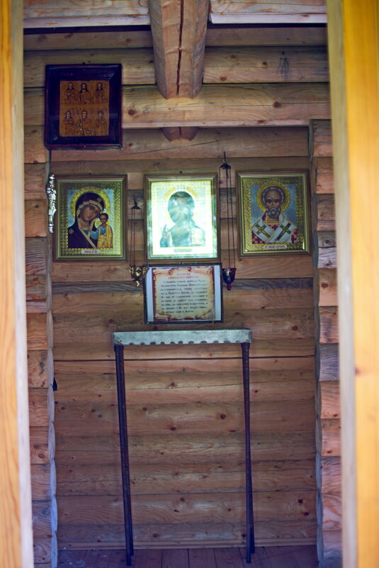 Внутри часовни. - ВикТор Быстров Внутри часовни. - ВикТор Быстров