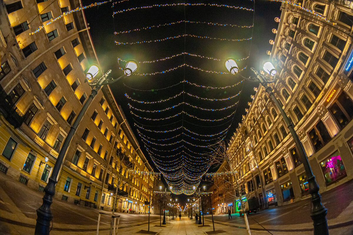 Малая конюшенная - Олег Загорулько Малая конюшенная - Олег Загорулько